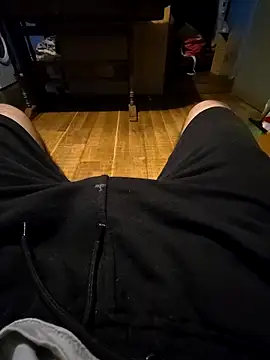 funny21r online show from February 10, 7:12 am