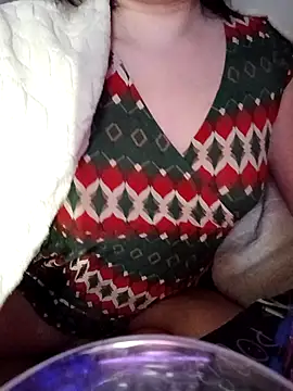 Snapshot of HornyCumBitch chatting on February 13, 2:46 pm HornyCumBitch online show from February 13, 2:46 pm