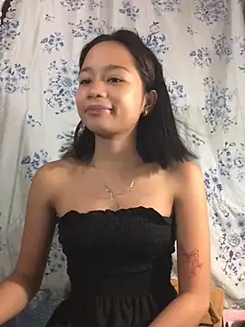 Snapshot of Asianpinay_Skinny1818 chatting on July 12, 11:18 pm Asianpinay Skinny1818 online show from July 12, 11:18 pm