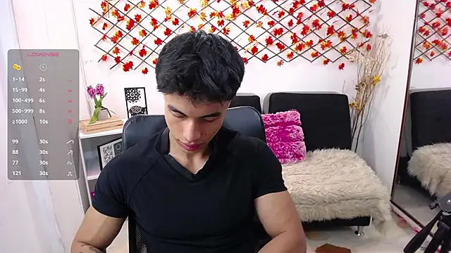 IanWest  online show from March 21, 11:59 am