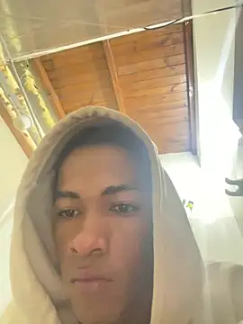 Snapshot of mondacuo3000 chatting on February 21, 12:28 pm mondacuo3000 online show from February 21, 12:28 pm