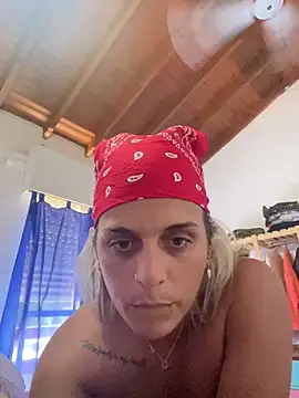 blanquitasexii online show from February 14, 7:21 pm