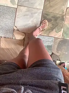 fogosapretona online show from March 24, 2:00 pm