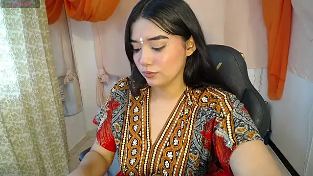 Snapshot of Sita_Nair chatting on May 18, 7:52 pm Sita Nair online show from May 18, 7:52 pm