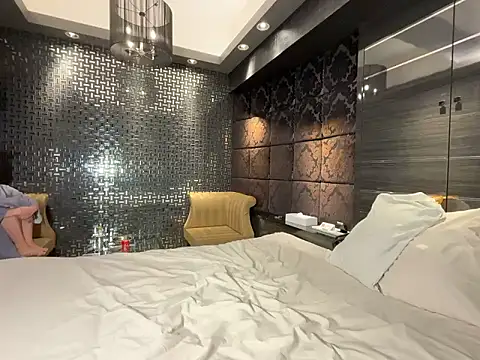 Snapshot of tottokohametarou8888 chatting on February 19, 6:42 am tottokohametarou8888 online show from February 19, 6:42 am