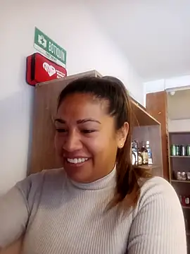 Snapshot of eva_vidal_ chatting on May 23, 4:11 pm eva vidal online show from May 23, 4:11 pm