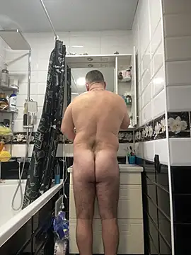 Snapshot of Shailadiess chatting on February 21, 10:05 am Shailadiess online show from February 21, 10:05 am