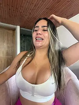 Snapshot of Miilana_ chatting on June 24, 9:25 pm Miilana online show from June 24, 9:25 pm