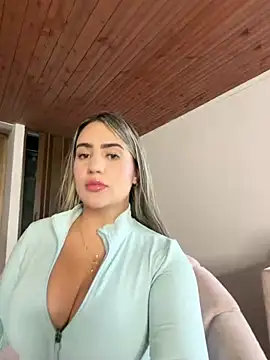 Snapshot of Miilana_ chatting on July 9, 9:08 pm Miilana online show from July 9, 9:08 pm