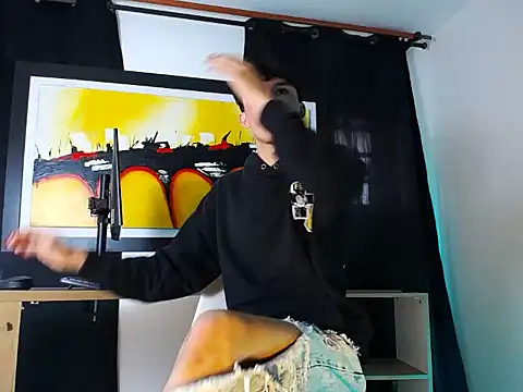 jullian ricci online show from February 26, 7:35 pm