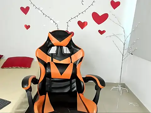 RYAN MYEARZ   online show from February 26, 5:23 pm