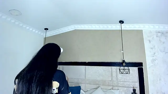 CloheBell online show from March 29, 8:09 pm