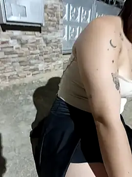 Snapshot of Royal_street_1 chatting on February 20, 6:26 am Royal street 1 online show from February 20, 6:26 am