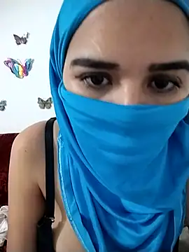 sarah Dau online show from February 26, 5:28 am