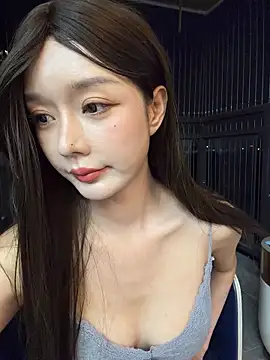 Snapshot of BBi-0329 chatting on March 25, 1:39 pm BBi-0329 online show from March 25, 1:39 pm