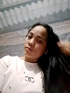 Snapshot of molly-xx chatting on February 15, 7:21 pm molly-xx online show from February 15, 7:21 pm