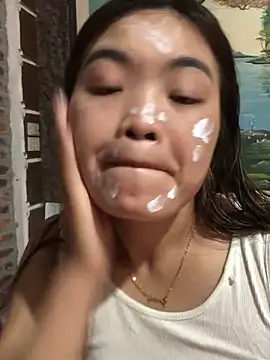 newbaby1 online show from March 23, 9:46 am