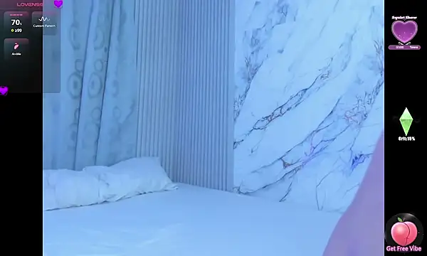 Snapshot of RaiderandRoxie1 chatting on February 27, 11:38 pm RaiderandRoxie1 online show from February 27, 11:38 pm