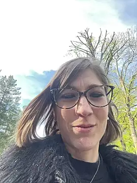 blondie-27 online show from April 22, 4:08 pm