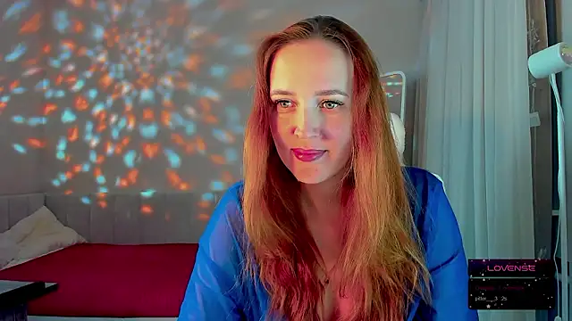 Snapshot of she_wolf chatting on March 2, 2:24 pm she wolf online show from March 2, 2:24 pm