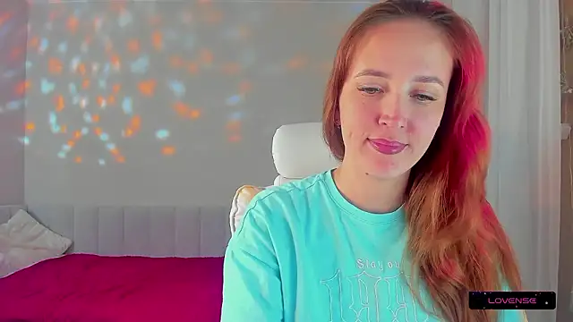 Snapshot of she_wolf chatting on March 3, 2:23 pm she wolf online show from March 3, 2:23 pm