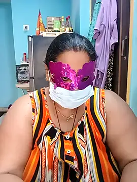 Snapshot of 02Roshni chatting on March 2, 5:08 am 02Roshni online show from March 2, 5:08 am