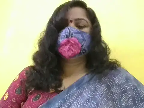 Snapshot of anu-reddyy chatting on March 2, 4:25 am anu-reddyy online show from March 2, 4:25 am