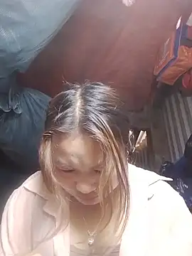 Snapshot of bany-lee chatting on February 21, 1:17 am bany-lee online show from February 21, 1:17 am