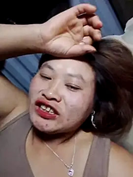 bany-lee online show from April 12, 1:05 pm