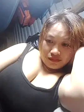 Snapshot of bany-lee chatting on May 11, 2:45 pm bany-lee online show from May 11, 2:45 pm