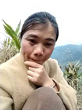 Snapshot of lovely-742 chatting on February 24, 2:20 am lovely-742 online show from February 24, 2:20 am