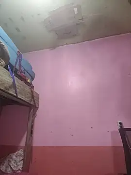 Snapshot of sweety_pie18 chatting on February 11, 2:00 pm sweety pie18 online show from February 11, 2:00 pm