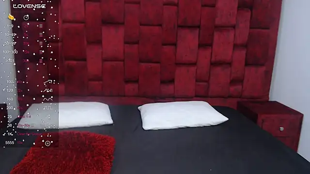 Snapshot of barby_jones25 chatting on June 4, 12:44 pm barby jones25 online show from June 4, 12:44 pm