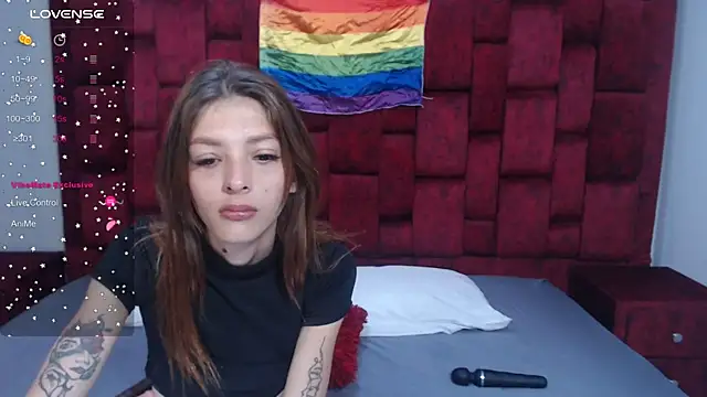 Snapshot of barby_jones25 chatting on July 14, 12:55 pm barby jones25 online show from July 14, 12:55 pm