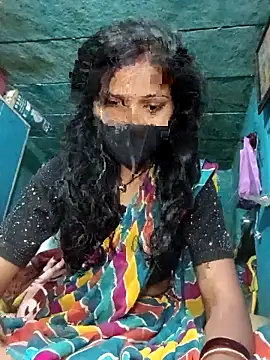 Snapshot of Desi_Couple_P chatting on February 25, 1:15 am Desi Couple P online show from February 25, 1:15 am