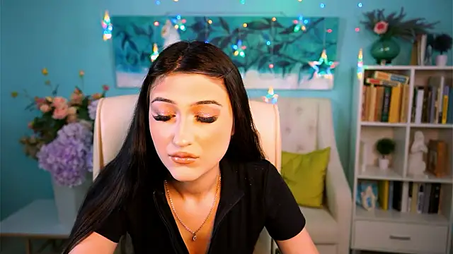 Snapshot of TerezaRobinson chatting on March 2, 7:37 am TerezaRobinson online show from March 2, 7:37 am