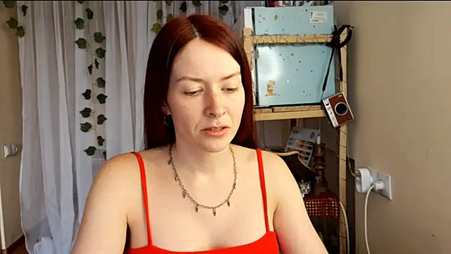 Snapshot of Kamila_Moore_ chatting on March 3, 2:45 pm Kamila Moore online show from March 3, 2:45 pm