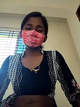 Snapshot of Sexy_Boudi650 chatting on February 15, 10:03 am Sexy Boudi650 online show from February 15, 10:03 am