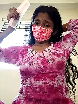 Snapshot of Sexy_Boudi650 chatting on February 17, 9:50 am Sexy Boudi650 online show from February 17, 9:50 am