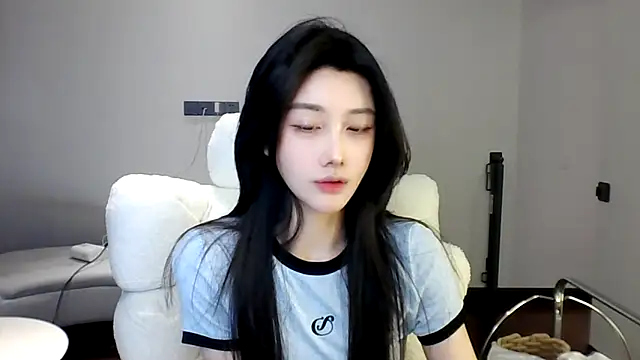 MedeLineayr online show from April 19, 3:00 pm