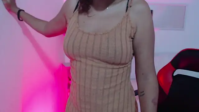 Alice Grinnerk online show from February 25, 1:32 pm