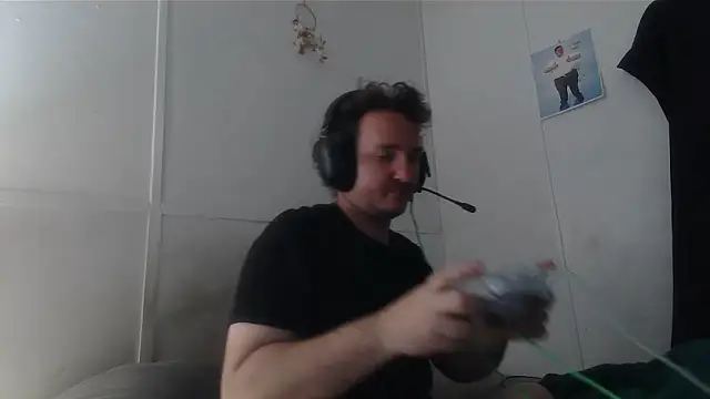 Snapshot of pbilip7787 chatting on March 13, 8:59 pm pbilip7787 online show from March 13, 8:59 pm