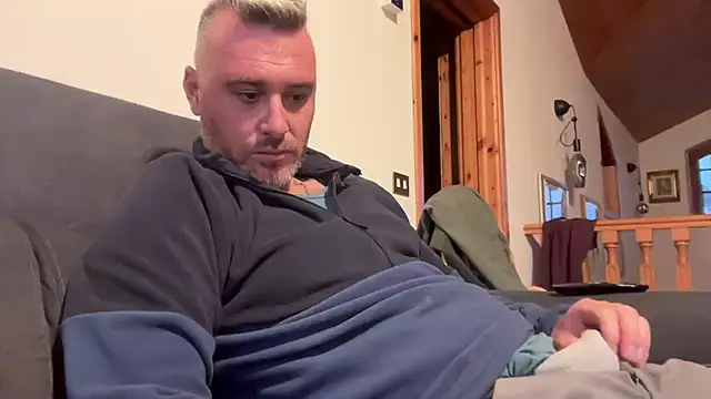 Snapshot of marcovik1 chatting on February 25, 5:11 pm marcovik1 online show from February 25, 5:11 pm