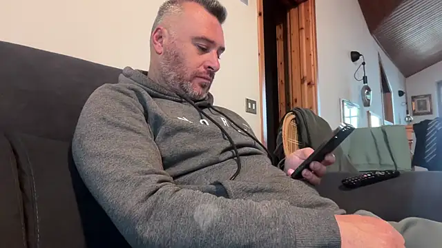 marcovik1 online show from March 12, 8:53 am