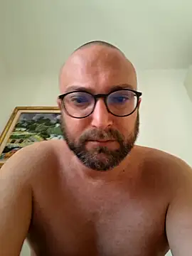 Snapshot of cetriolino chatting on April 20, 6:38 am cetriolino online show from April 20, 6:38 am