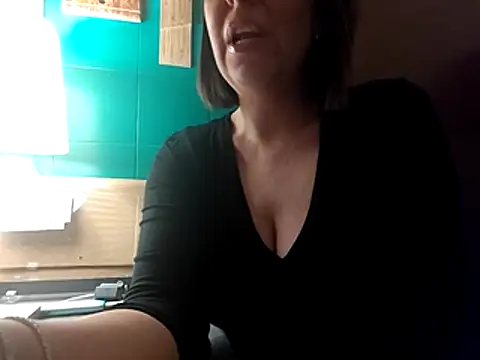 Snapshot of Ginevra01 chatting on February 14, 9:00 pm Ginevra01 online show from February 14, 9:00 pm