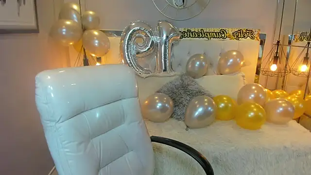 Snapshot of alexking_2 chatting on March 3, 6:25 pm alexking 2 online show from March 3, 6:25 pm