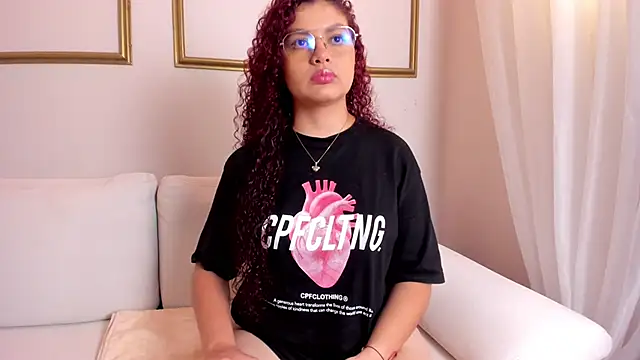 Snapshot of ZiaCarter_ chatting on February 27, 4:01 am ZiaCarter online show from February 27, 4:01 am