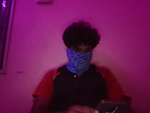 Snapshot of stripboychennai chatting on February 17, 7:09 pm stripboychennai online show from February 17, 7:09 pm