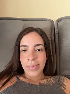 Larinhap online show from February 13, 5:42 pm